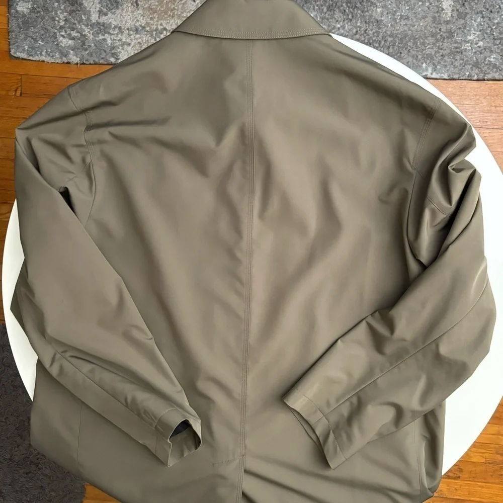 Sanyo Men’s Modern Trench Coat Dark Khaki 46R Midweight